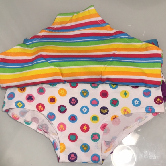 Rainbow Butterfly Unicorn Kitty Girls' Rbuk 4pk Reative - Picture 2 of 4